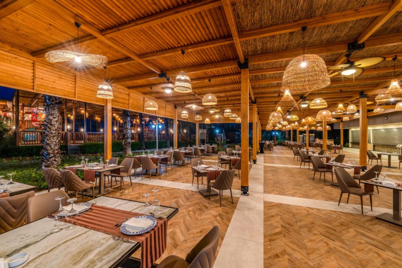 هتل دلفین دیوا پریمیر آنتالیا