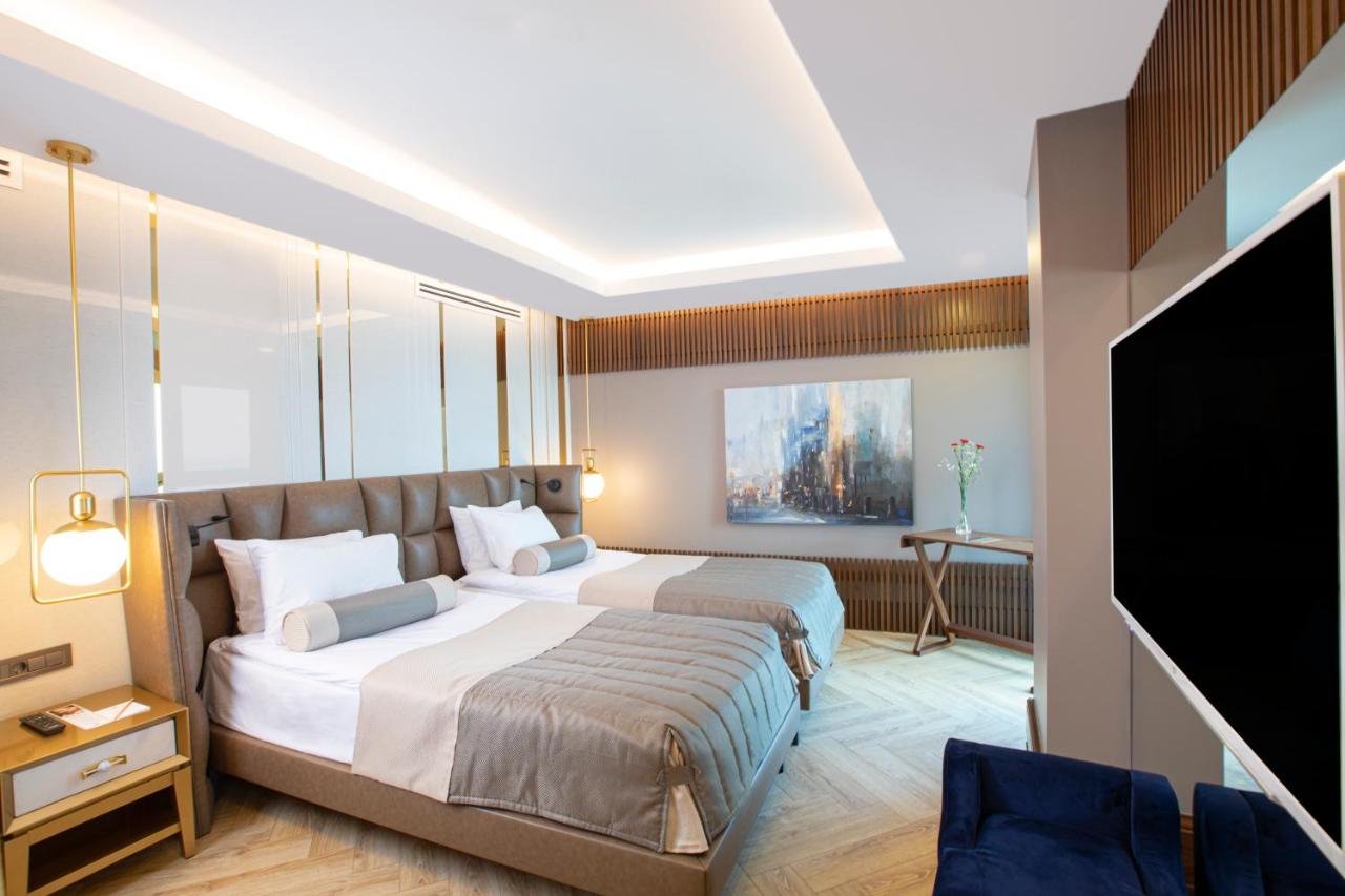 هتل شروود لارا