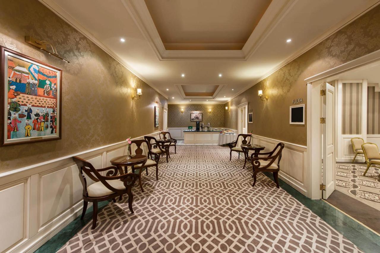 هتل الیت وورد کامفی استانبول