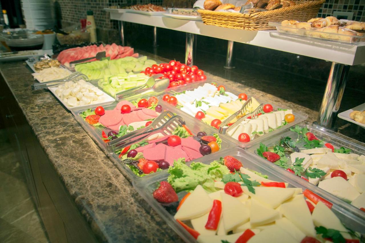 هتل نووا پلازا تکسیم اسکوئر