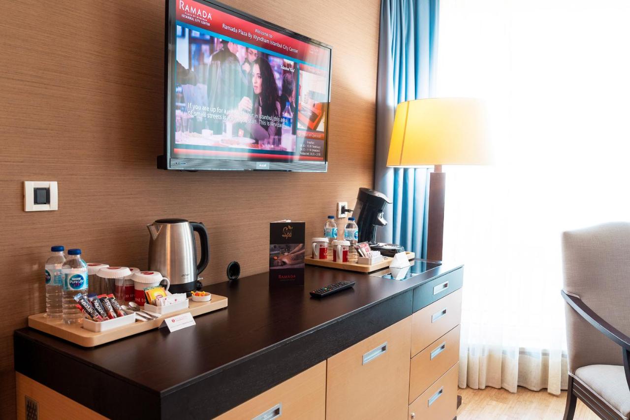 هتل رامادا پلازا استانبول