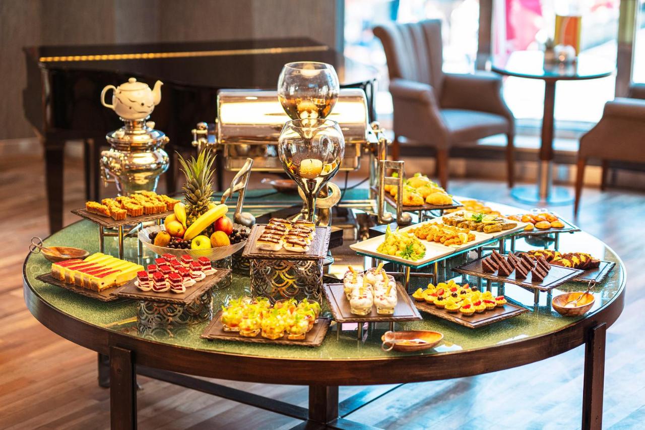 هتل رامادا پلازا استانبول