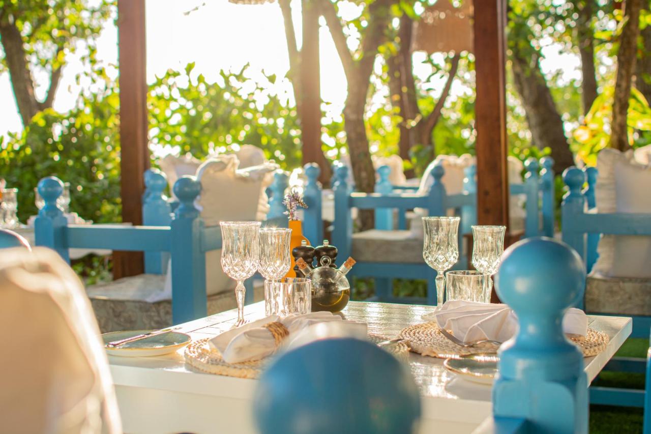 هتل مالاهینی کودا بندوس مالدیو