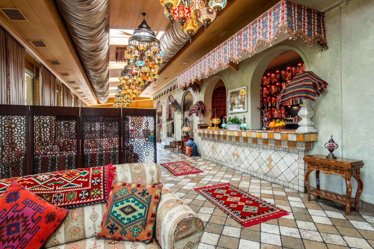 هتل آمباسادوری تفلیس