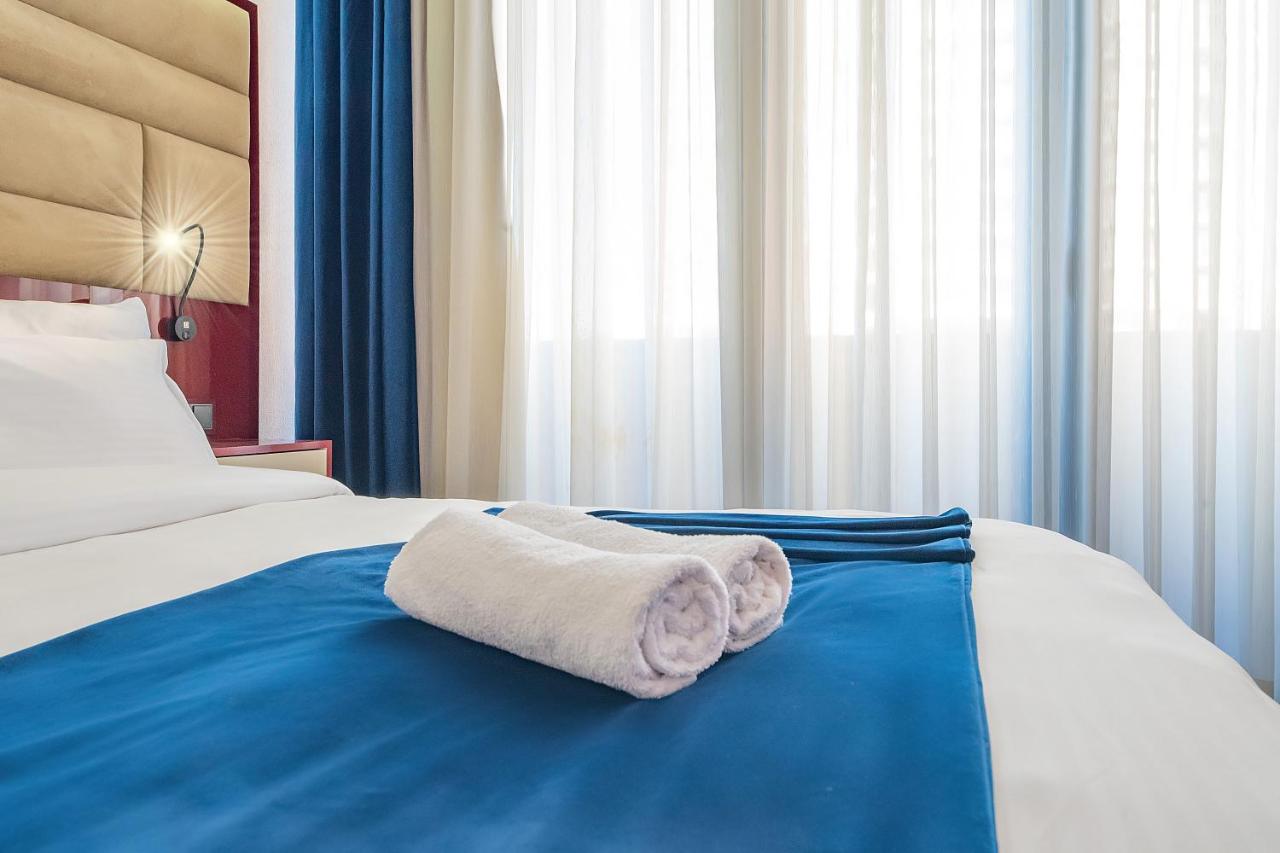 هتل دنیس تفلیس