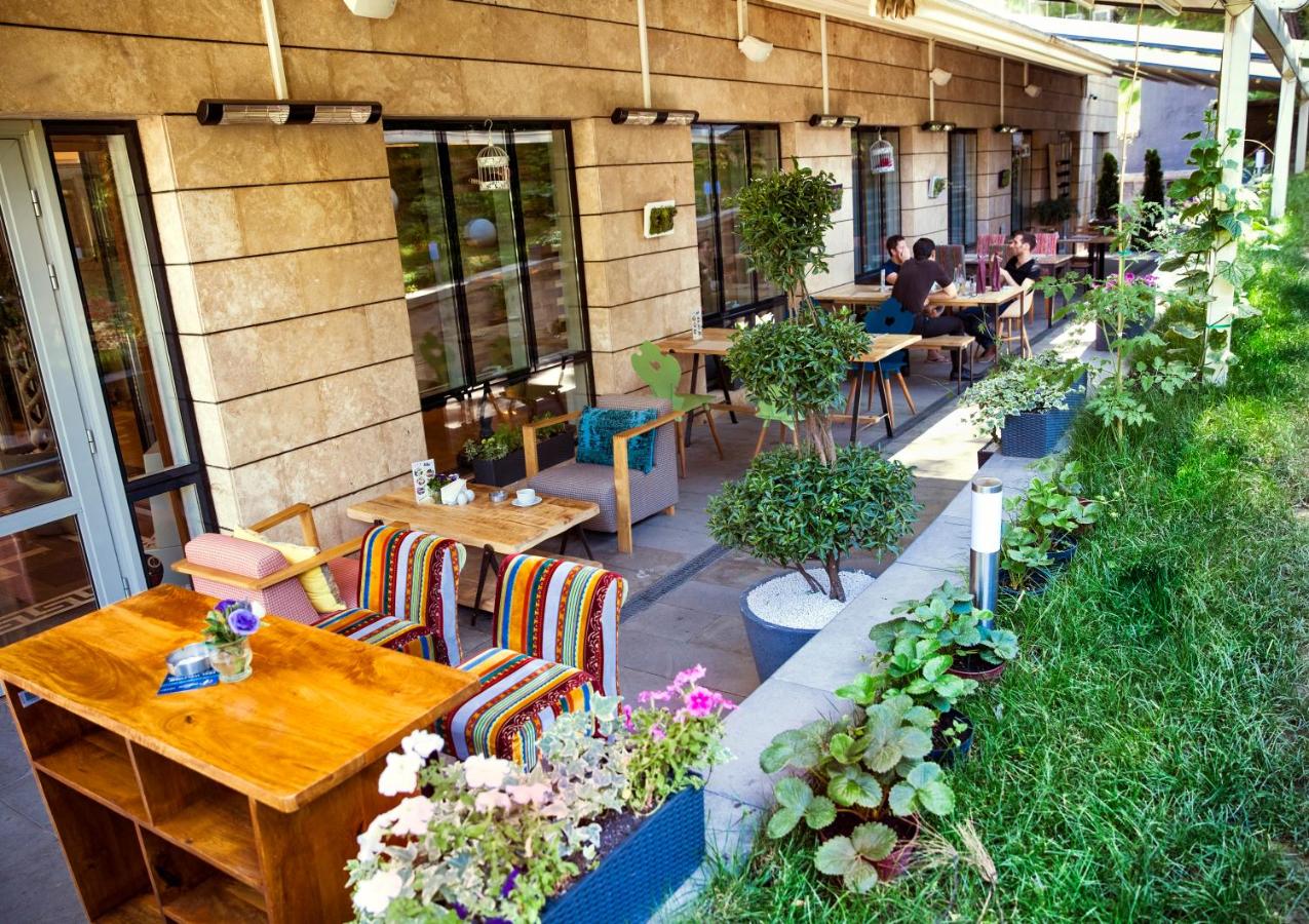 هتل مرکوری تفلیس