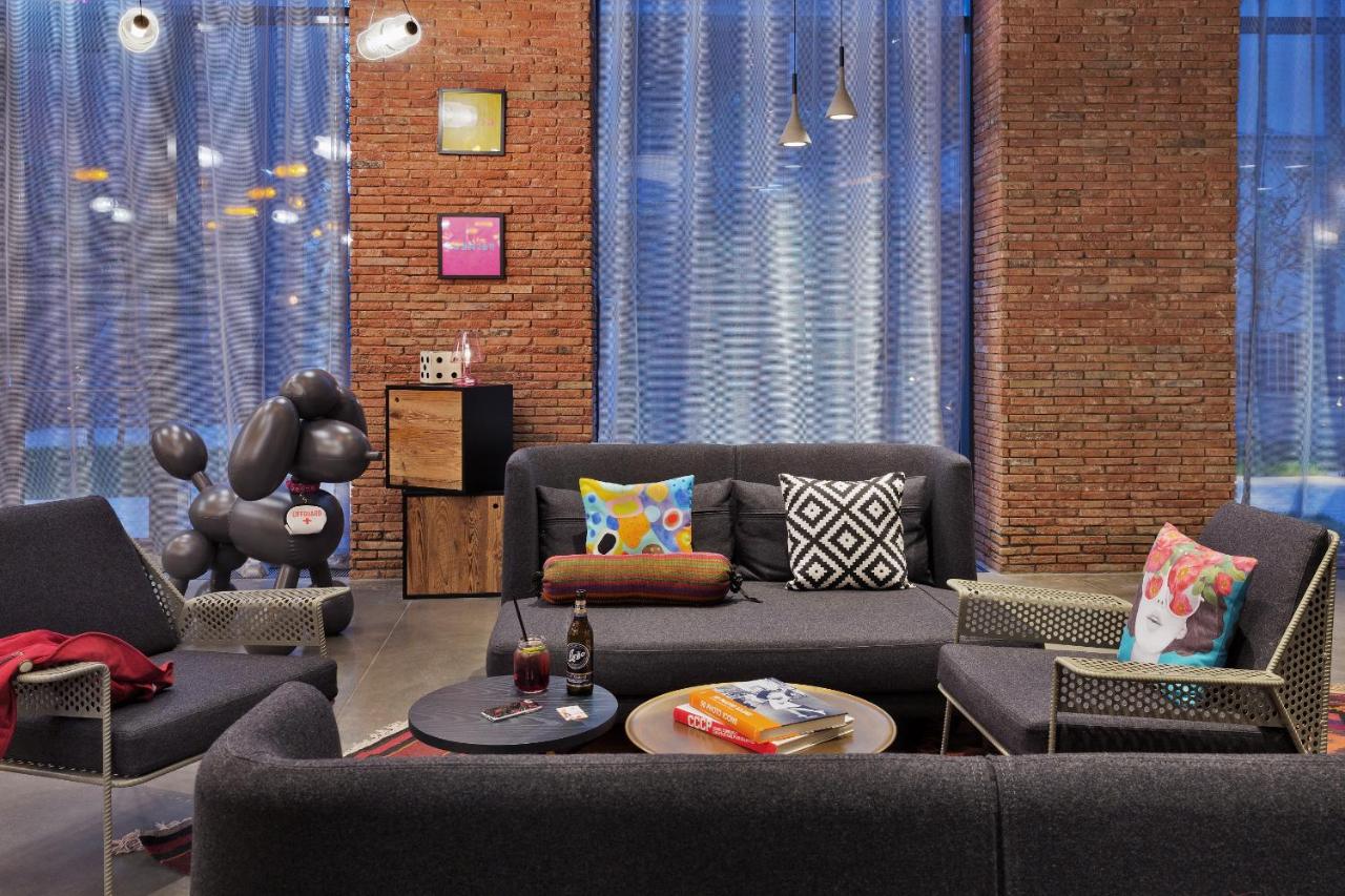 هتل موکسی تفلیس