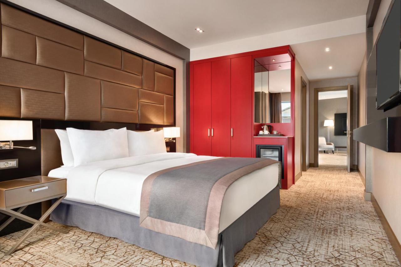 هتل ویندهام گرند تفلیس