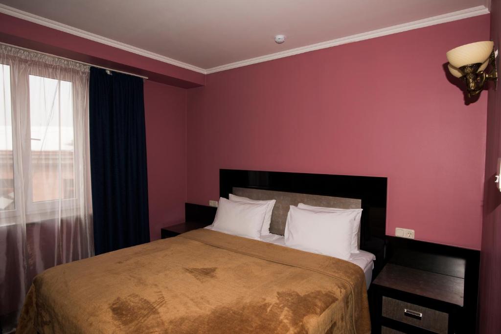 هتل اربونی ایروان