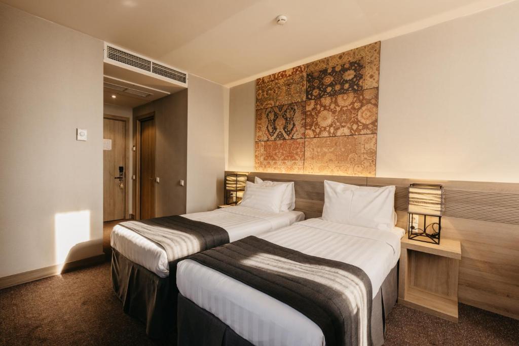 هتل ریپابلیکا ایروان