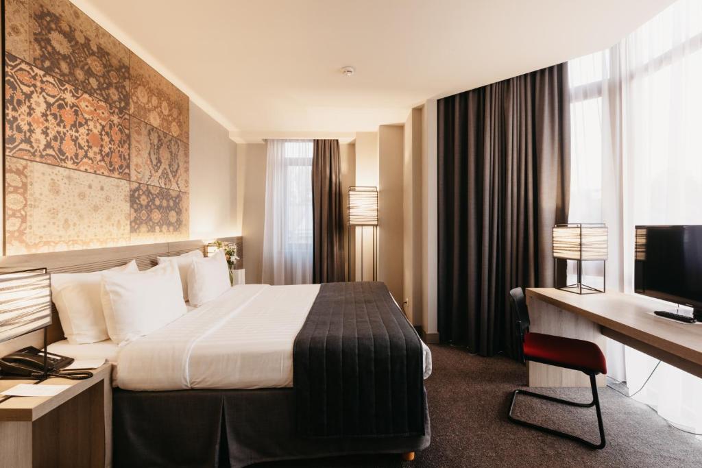 هتل ریپابلیکا ایروان