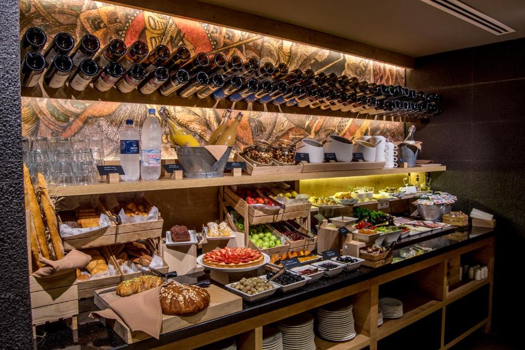 هتل ریپابلیکا ایروان